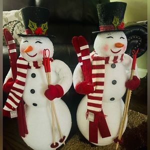 Two large 28” tall Raz imports matching snowmen. New with tags.